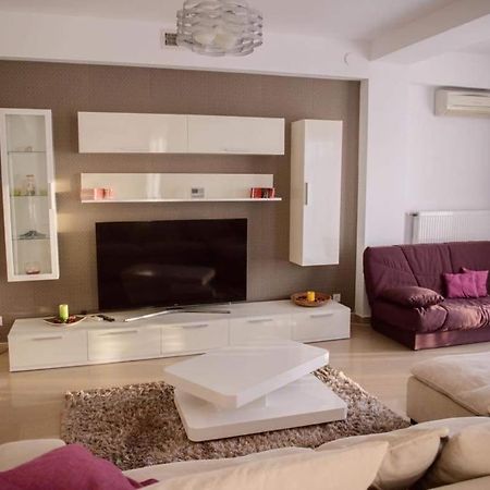 Sadara Sea Breeze Lägenhet Năvodari Exteriör bild