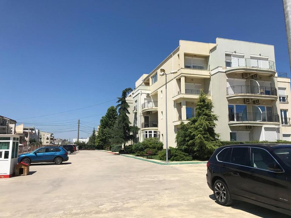 Sadara Sea Breeze Lägenhet Năvodari Exteriör bild
