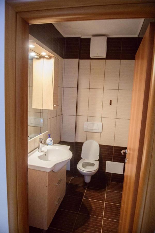 Sadara Sea Breeze Lägenhet Năvodari Exteriör bild