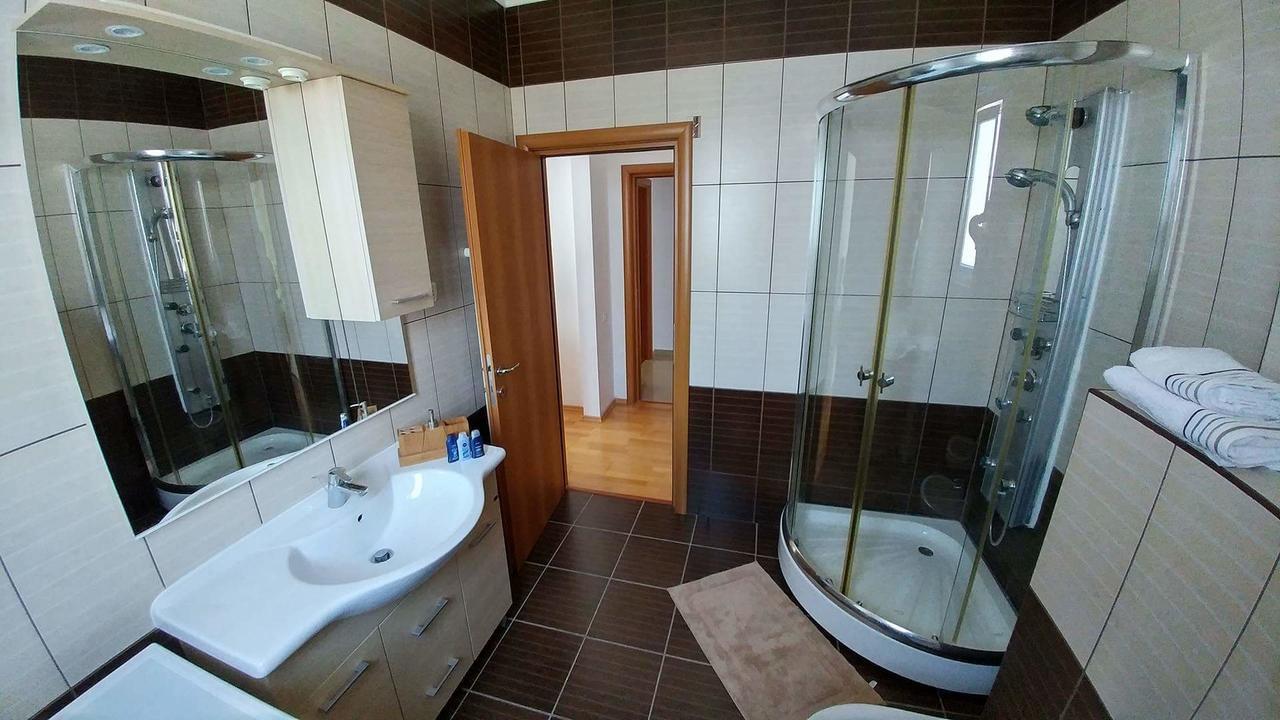 Sadara Sea Breeze Lägenhet Năvodari Exteriör bild